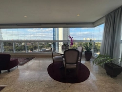Apartamento no Ed La Torre, 4 suítes, 333m², Bela Suiça, Londrina