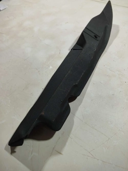 Defletor direito paralama HILUX   (ID:1653)