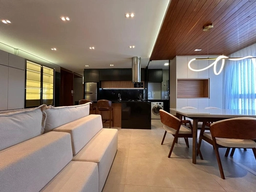 Apartamento mobiliado para locação no Ed. Insight Palhano – 89m², 2 suítes, 2 vagas paralelas – Gleba Palhano, Londrina