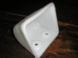 CANECAS DE PLASTICO P/CORREIA TRANSPORTADORA 10,5CMT X 9,5CMT X 7CMT. MOD.02