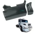 TAPA ESTRIBO MB 1938 1944S FRONTAL DIREITO PLASTICO (FT095)