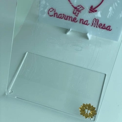 Display Rosto gravado - Logo alto relevo inicial ou desenho