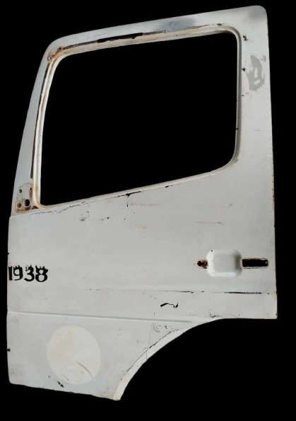 Porta D/mb 1938s D/ LADO ESQ. 2004 (id:14920)