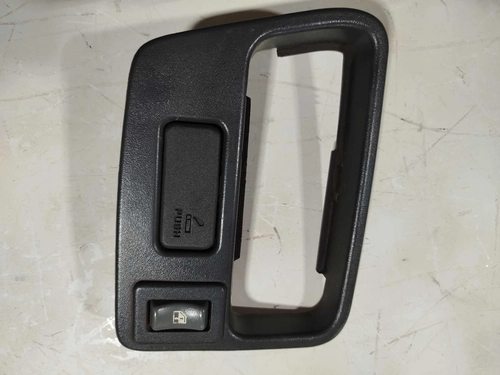 Moldura acabamento Maçaneta interna GM Blazer esq. 2021 (ID:1710)