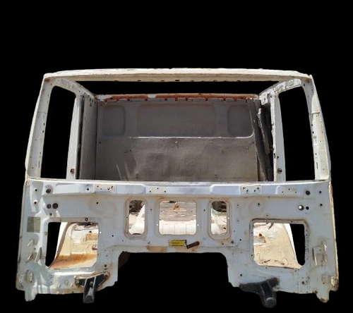 CABINE VOLKSWAGEN CONSTELATION 24.250 2008 (ID:7697)