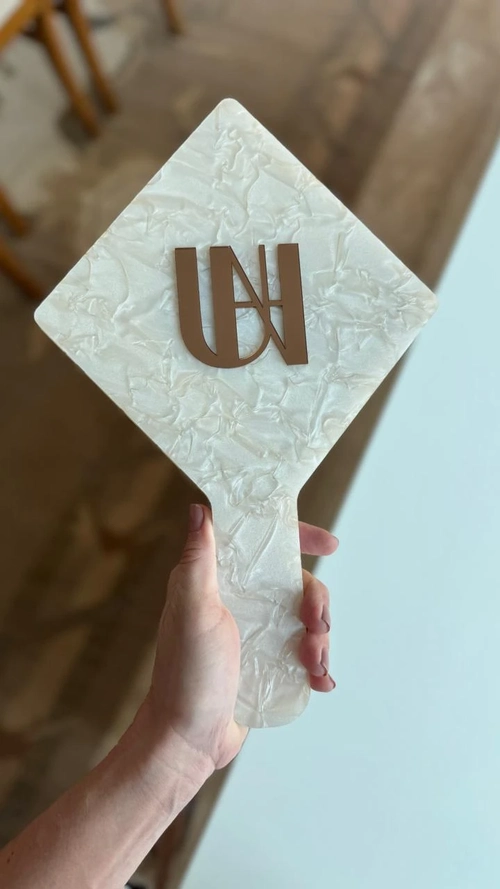 Espelho Perolado - Logo alto relevo inicial ou desenho