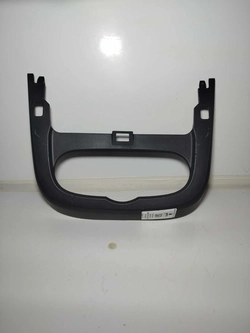 MOLDURA DO COMANDO AR CONDICIONADO OROCH DYN 1.6 SCE 2022 (Id:5714)